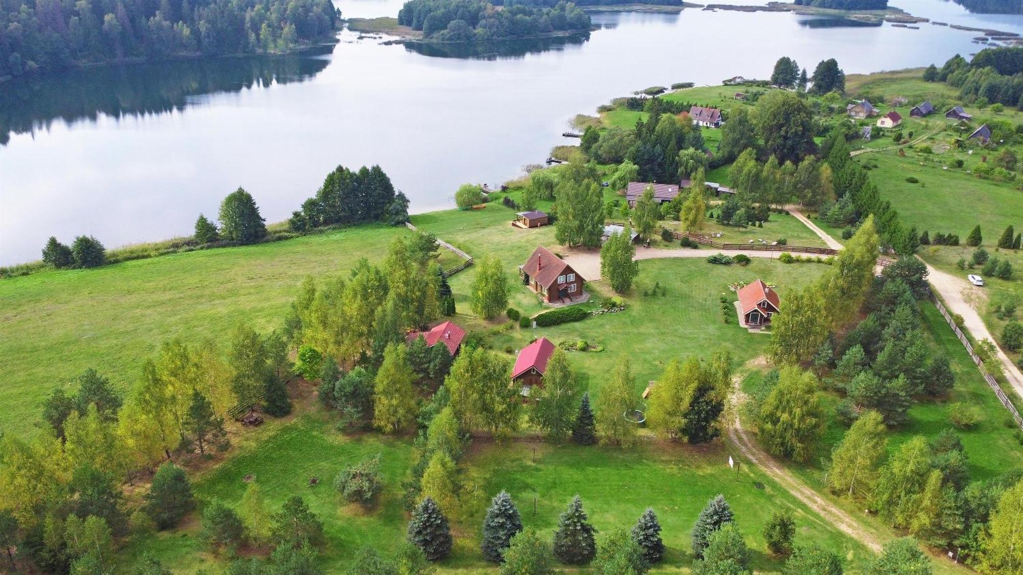 Resort By Nava Lake Aukstadvaris Exterior photo